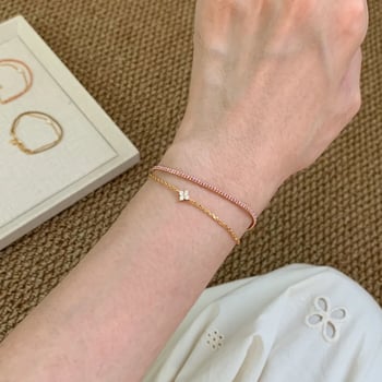 Négylevelű lóhere mintás, kétszintes szövött karkötő, új kínai stílus; Anyag: Réz; Bevonat: elektroplattolás; Márka: Omi Le; Modell: SL-0077