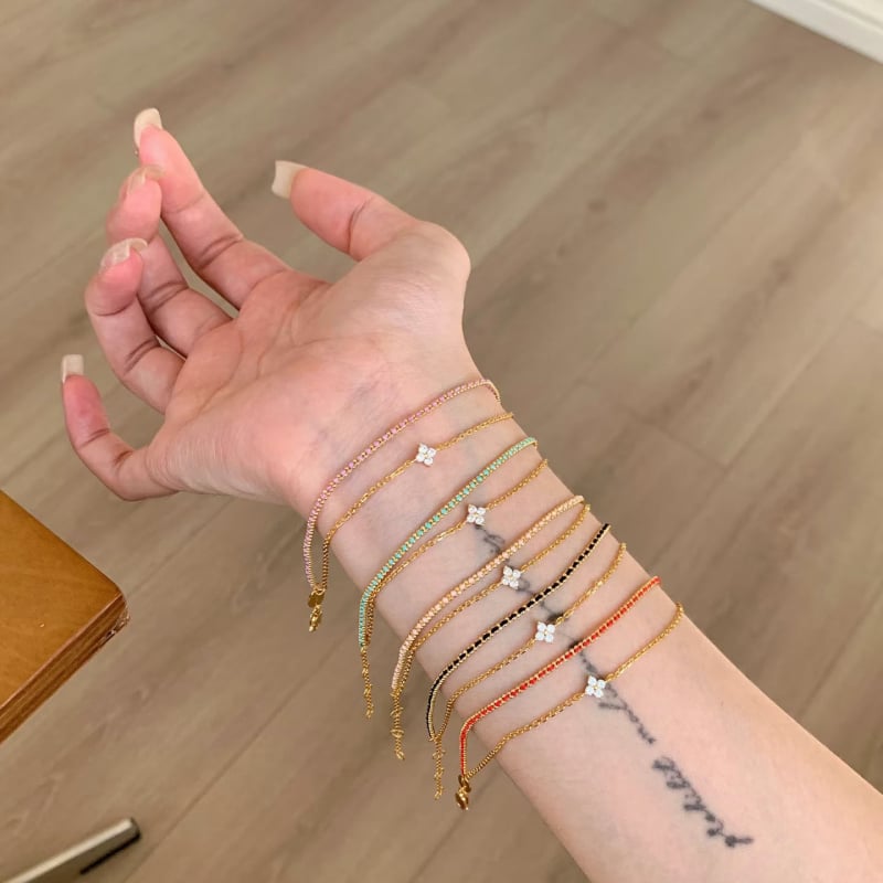 Négylevelű lóhere mintás, kétszintes szövött karkötő, új kínai stílus; Anyag: Réz; Bevonat: elektroplattolás; Márka: Omi Le; Modell: SL-0077