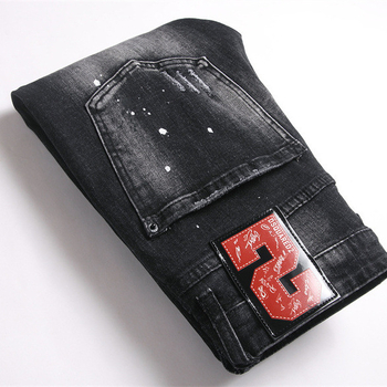 Traperice punk stila, slim fit, srednji pojas, patch dekor, distresirane, isprane