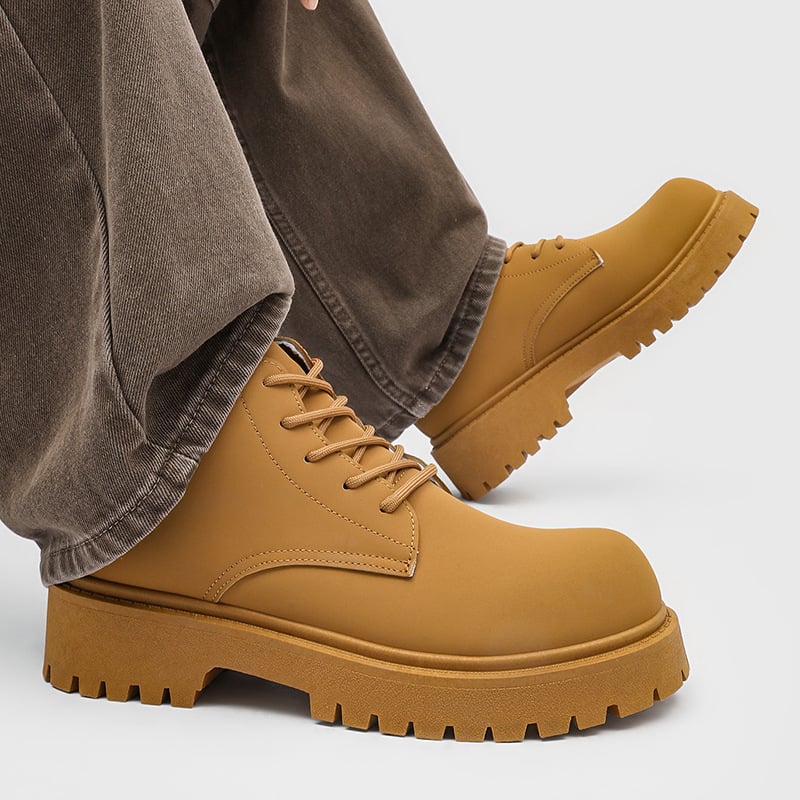 Férfi Martin csizma, magas szárú, brit stílusú motorkerékpár csizma, felsőrész PU + szuper rost, gumírozott talp, középmagas sarok 3–5 cm