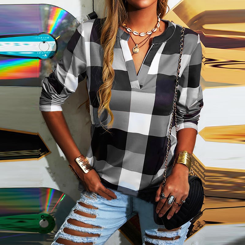 Kockás mintás V-nyakú hosszú ujjú ing, pamutban gazdag szövet (95%+ pamut), laza szabású