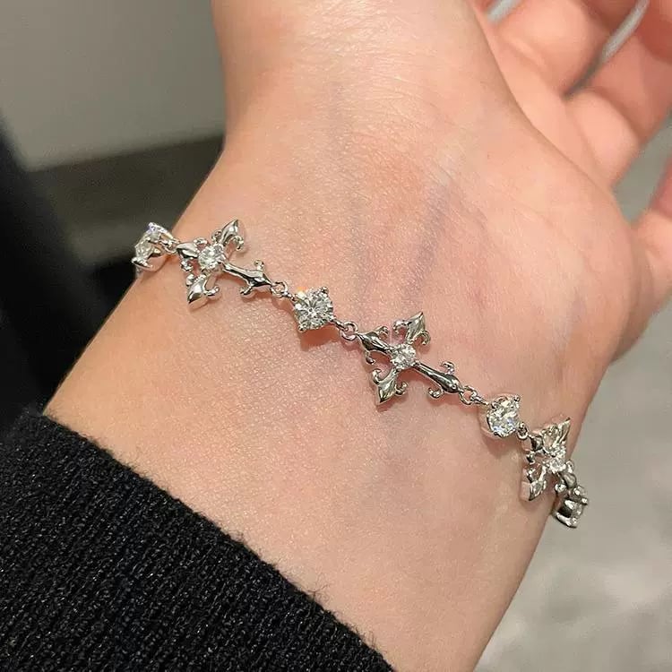 Írisz virágos cirkónium karkötő - uniszex, geometriai kialakítás, retro udvar-stílus, könnyű luxus; anyag: réz-plasztik; bevonat: elektroplating