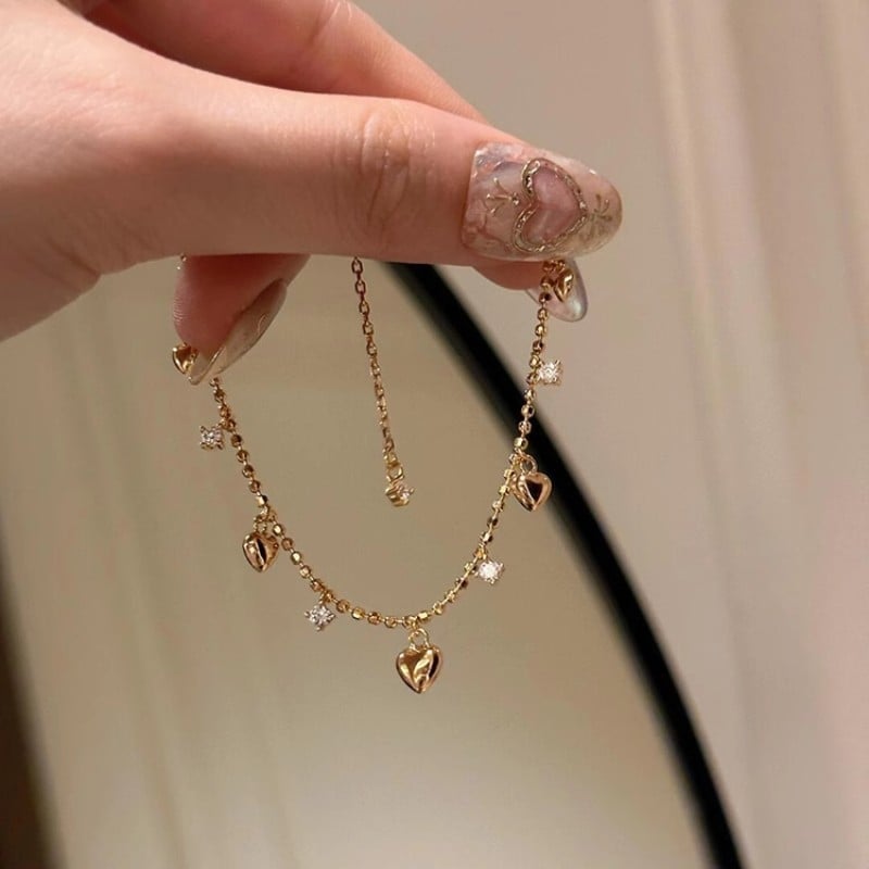 Szív alakú medálos láncos karkötő - Minimalista, Uniszex, kézre való ékszer