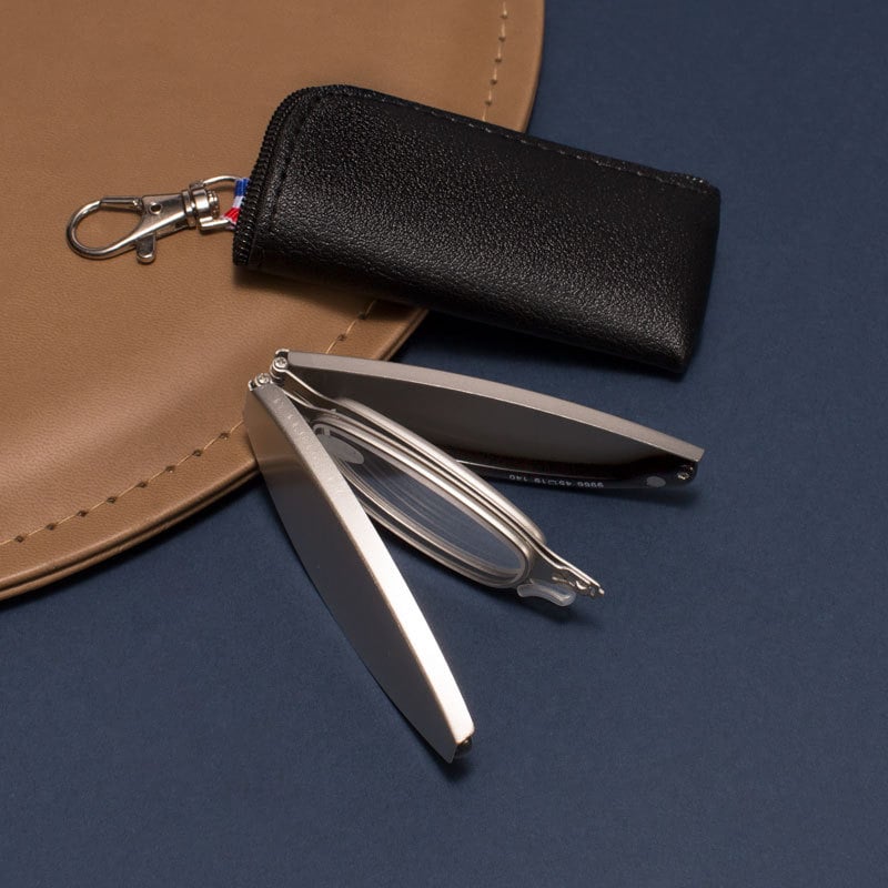 Olvasószemüveg - összecsukható, kompakt, műgyanta lencsék, ovális keret, teljes keret, fém/TR90 keret, modell 6028, felnőtteknek