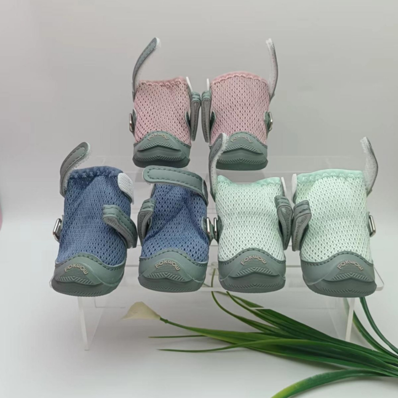 Încălțăminte pentru câini – sandale din plasă, anti-derapaj, decorative, stil de recreere