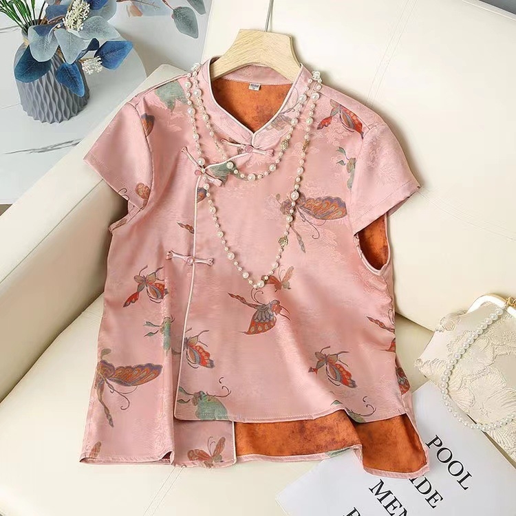 Cămașă cu guler înalt, nasturi pe bandă oblică, mâneci scurte, imprimeu 3D