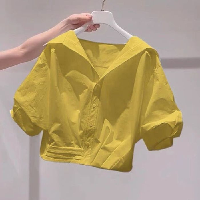 Bluza de damă cu guler polo, croială slim, mâneci 3/4, material Spandex, model 3D (Material: Spandex; Model: 3D Pattern; Mâneci: 3/4; Guler: Polo; Croială: Slim)