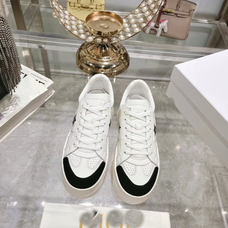 Καμβαϊκά αθλητικά παπούτσια με κέντημα και σχέδιο ζωγραφισμένο με το χέρι, στρογγυλή μύτη, χαμηλός αστράγαλος, καουτσούκ σόλα