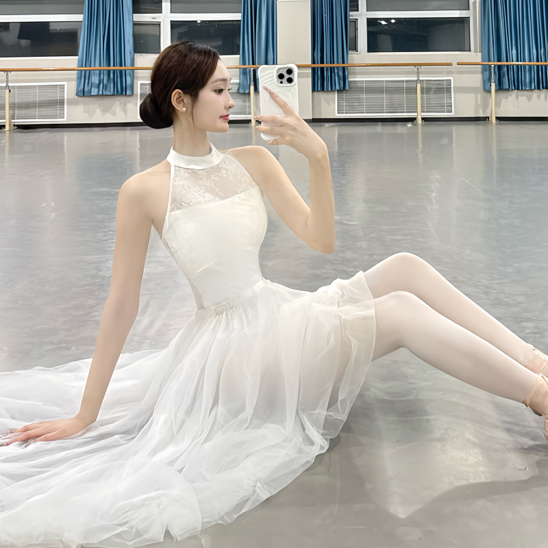 Egyszemélyes táncbodi, hátsó rész nyitott, Nylon 88% + Spandex 12%, márka JUDYDANCE, JD303