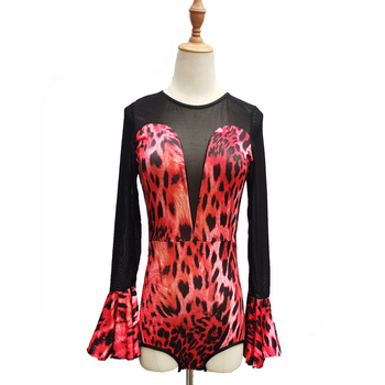 Latin tánc egyrészes felsőtestű body, hosszú ujjú, virágos mintázat, tej-selyem anyag, 95% spandex