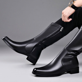 Martin csizmák, felső grain marhahőrből, magas szár, gumírozott talp, műszálas bélés, vízálló