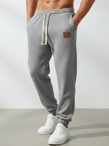 Pantaloni casual pentru bărbați cu croială dreaptă, talie medie, lungime cropped, amestec bumbac-poliester (55% poliester)