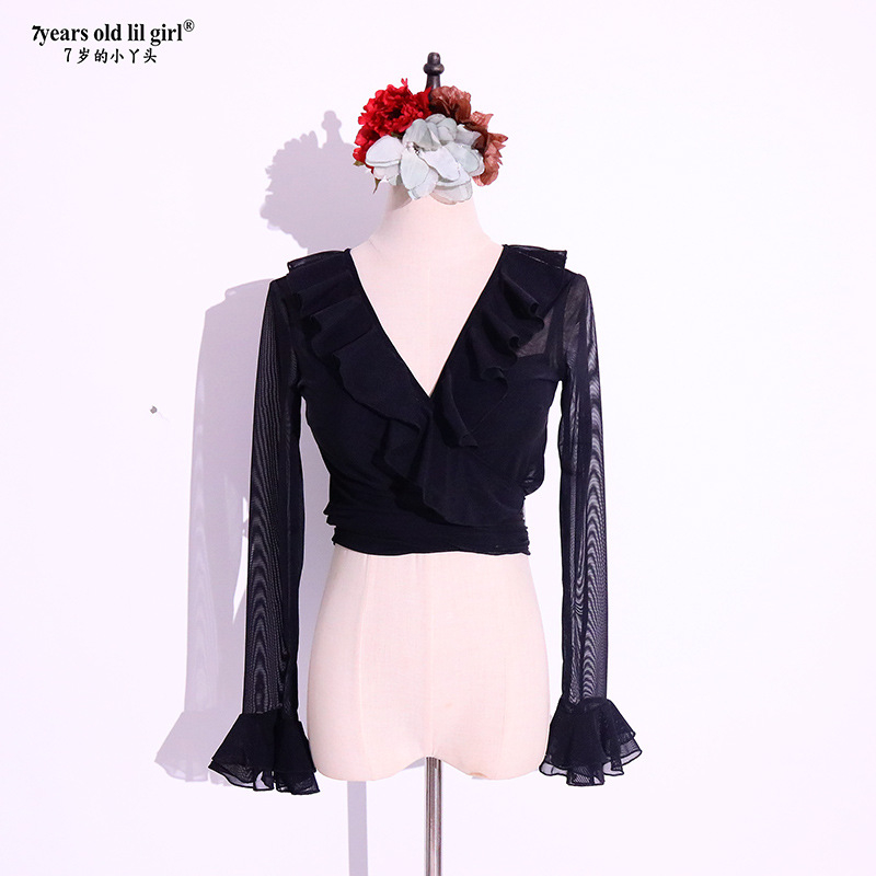 Flamenco felső trombitás ujjakkal, water gauze anyagból, szintetikus rostok keveréke spandexszel 30% alatt, belly dance-hez