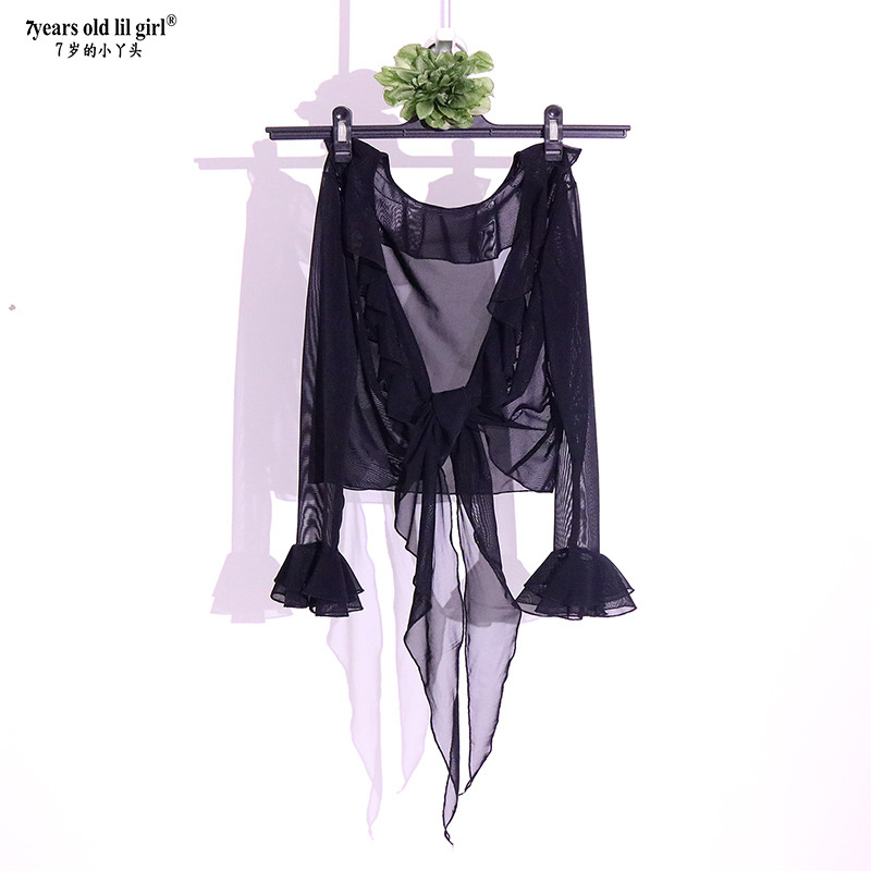 Flamenco felső trombitás ujjakkal, water gauze anyagból, szintetikus rostok keveréke spandexszel 30% alatt, belly dance-hez