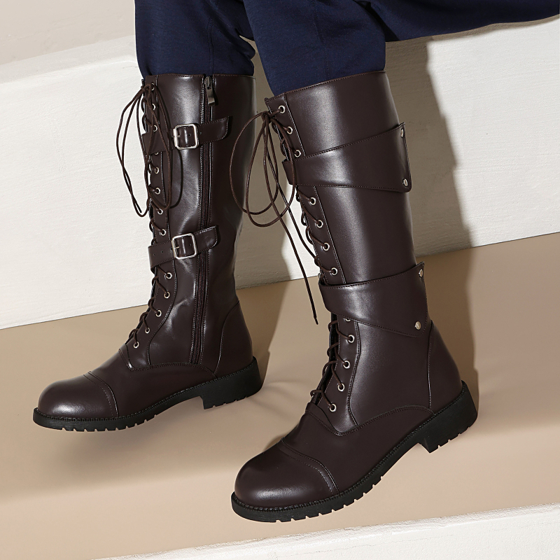 Férfi Martin csizma, PU bőr felsőrész, magas szár, kerek orr, középmagas sarok 3–5 cm, gumi talp