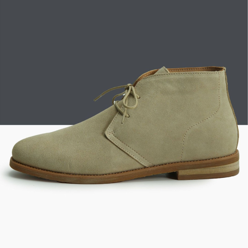 Férfi Martin csizmák — felső része valódi bőr, gumitalp, lélegző, 3–5 cm-es evázott sarok, brit stílus