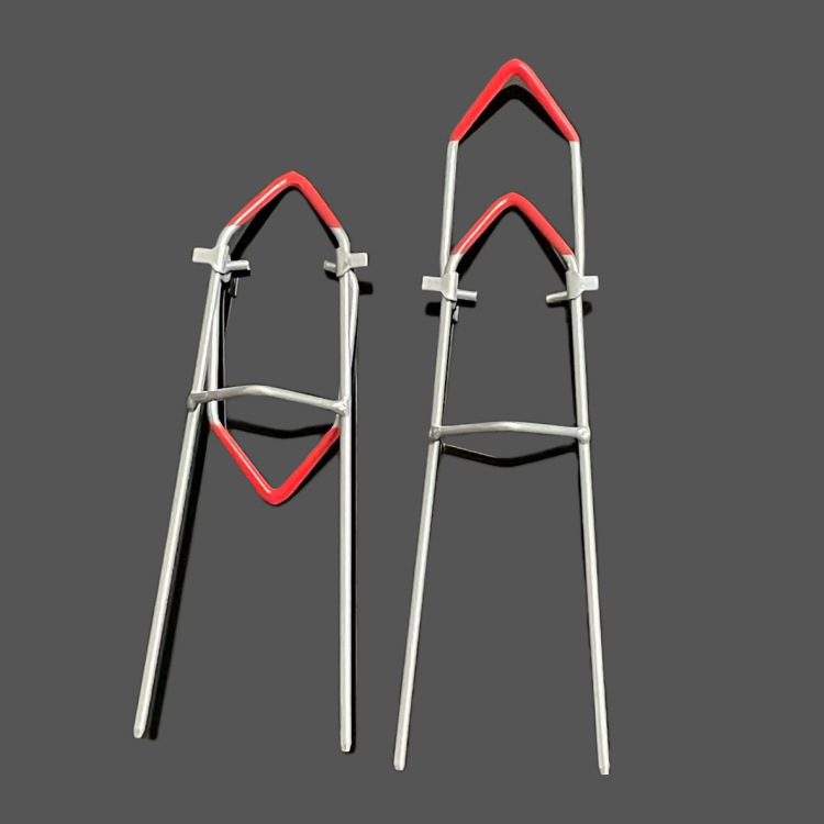 Vasból készült földre süllyeszthető tartó tengeri horgászathoz – kézi és tengeri rúdhoz, vasból