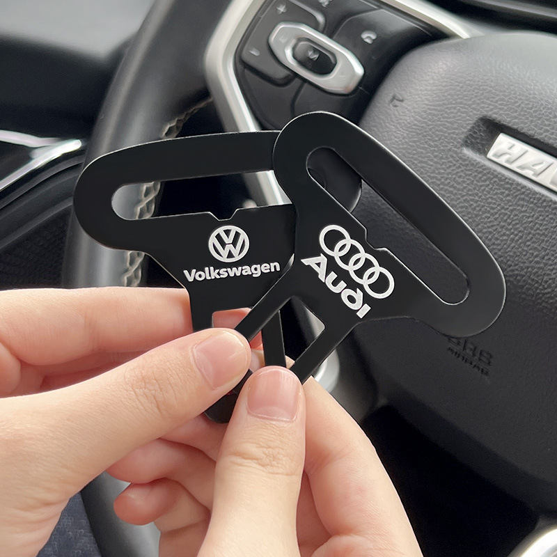 Autóbiztonsági csat – univerzális belső kiegészítő, cink ötvözet, logónyomás lehetséges