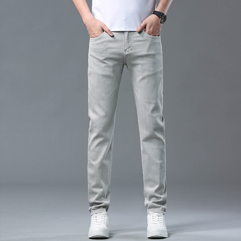 Férfiaknak szóló egyenes szabású farmernadrág, 98% pamut, mikroelasztikus, cipzáras zárás, öt zseb