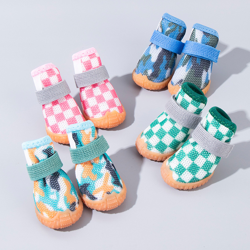 Kis testű kutyáknak való kutyapapucs; légáteresztő, csúszásmentes; univerzális illeszkedés; Anyag: Gumi; Eredet: Zhejiang