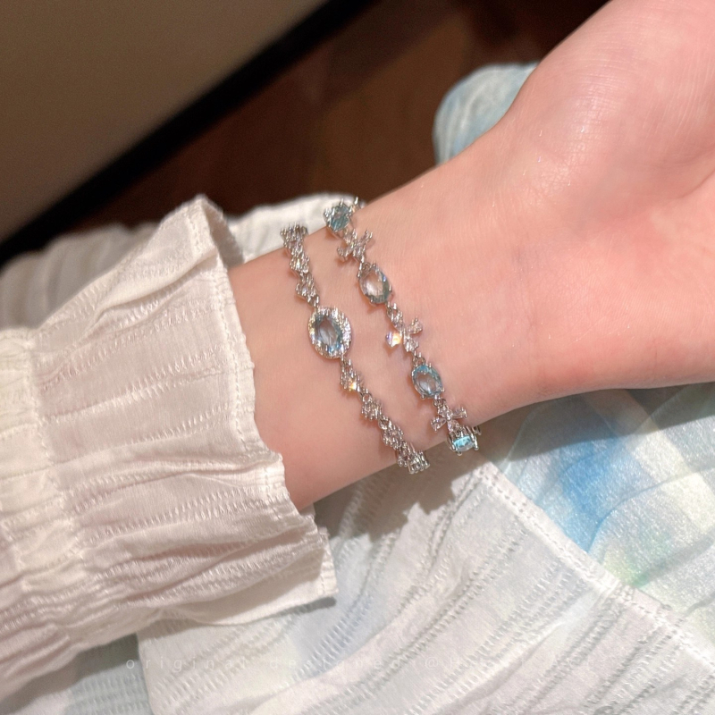 Virág motívumos karkötő – ötvözet, elektroplatázás, női stílus, kézhez való kiegészítő