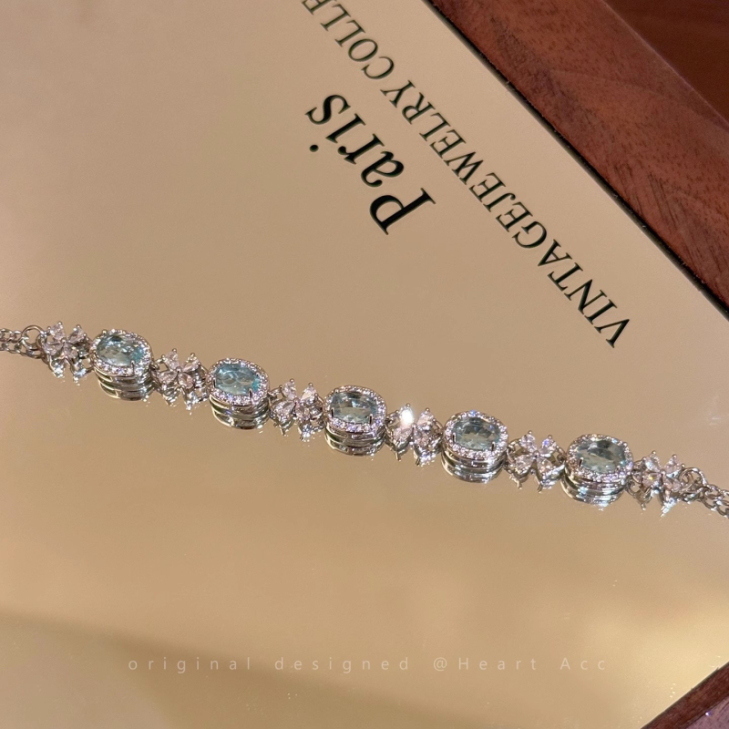 Virág motívumos karkötő – ötvözet, elektroplatázás, női stílus, kézhez való kiegészítő