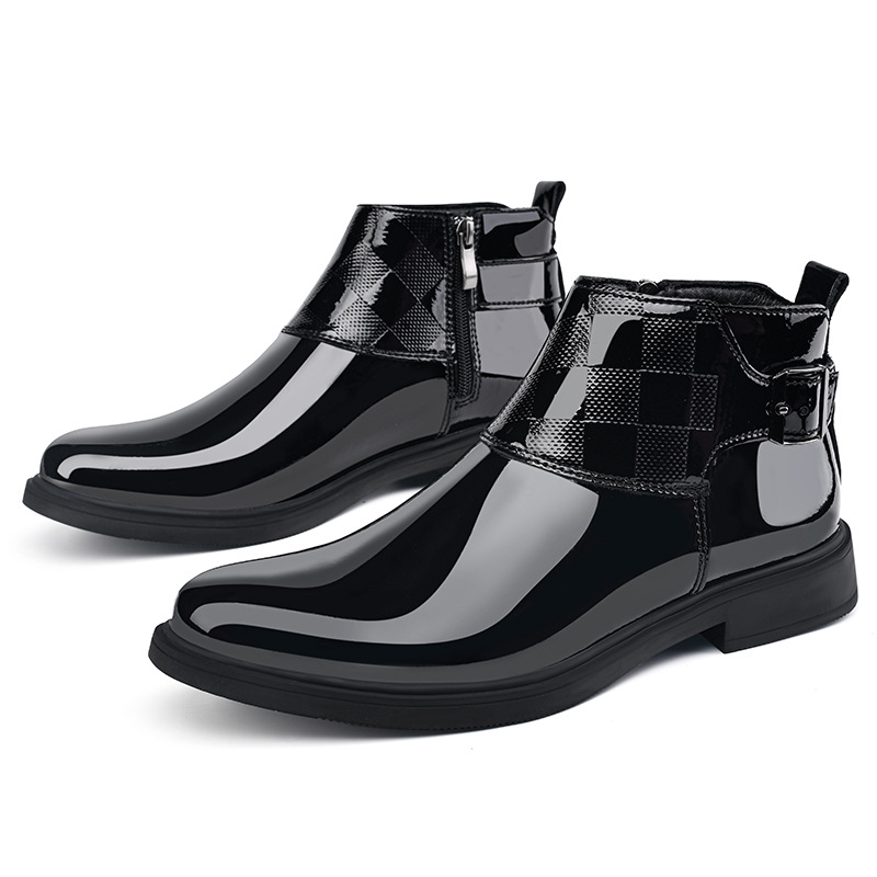 Férfi bőrből készült csizmák hegyes orral, oldalsó cipzárral, gumitalppal, bőr béléssel, téli viselet