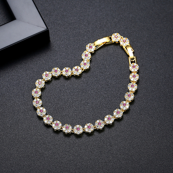 Női karkötő virágmotívummal, mikrobeült cirkóniákkal, teniszlánccal, dupla csattal