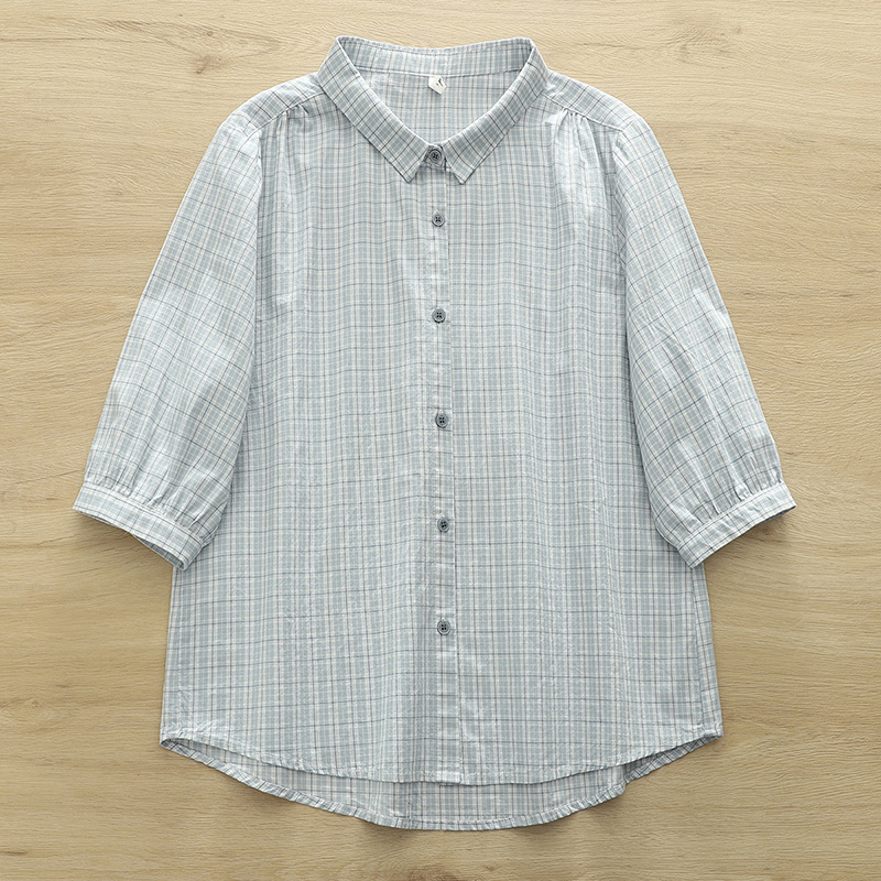100% pamut kockás ing közép hosszú ujjúval, hegyes gallér, egy sor gombbal, normál hosszú