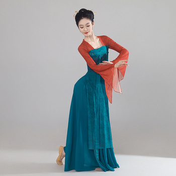 Costum clasic de dans chinezesc, stil Han-Tang, top până la piept cu panglici fluide, chiffon/poliester, poliester 90–95%