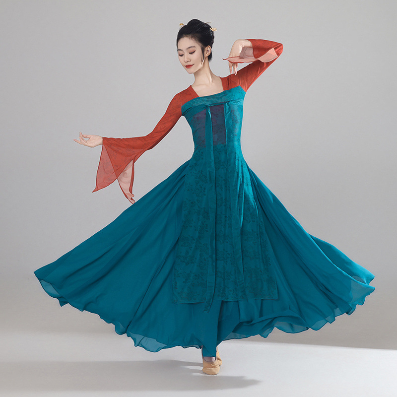 Costum clasic de dans chinezesc, stil Han-Tang, top până la piept cu panglici fluide, chiffon/poliester, poliester 90–95%