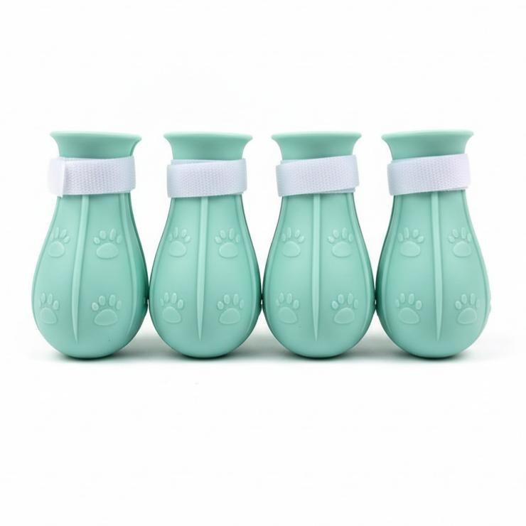 Szilikon macska cipők a karmok védelmére és a tappancsok ápolására, fürdető lábbelik (Anyag: Szilikon; Stílus: Szabadidő; Alkalmazási cél: Általános; Termékkategória: Cipők)