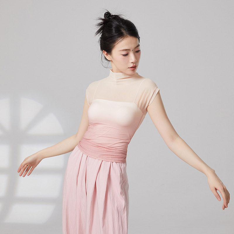 Női etno-tánc felső, hálóanyag, 95% poliészter, egész éves viselet, alkalmas latin és etno táncokra