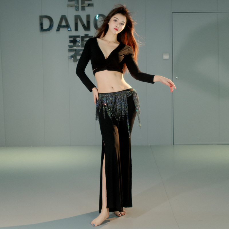 Keleti tánc gyakorló szett kardigán felsővel és hasított nadrággal, modal anyag 30–50% tartalom, téli 2024, stílus Cold Wind – Street Fashionista