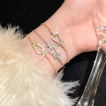 Réz karkötő patkó alakú csattal és cirkón beépítéssel, női könnyű luxus stílusú geometriai dizájn, 2024 őszi megjelenés