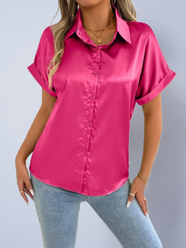 Női szaténing, rövid ujjú, ingnyakú gallér, laza szabás, elülső placket több gombbal, elegáns irodai stílus