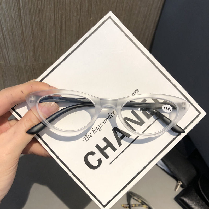 Ochelari de lectura tip cat-eye pentru femei, anti-lumină albastră, confortabili pentru purtare prelungită, claritate înaltă, ramă completă (Lentile: PC; Funcția lentilei: Anti-blue light; Structură: ramă completă; Material ramă: PC, plastic)