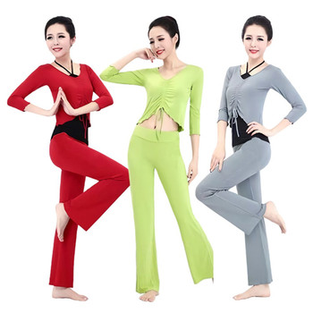 Felnőtt nőknek szóló modern táncruha, háromrészes készlet Modal anyagból (Modal 95%), bélés: pamut 95%, egyszínű kivitel, alkalmas színpadra és edzésre