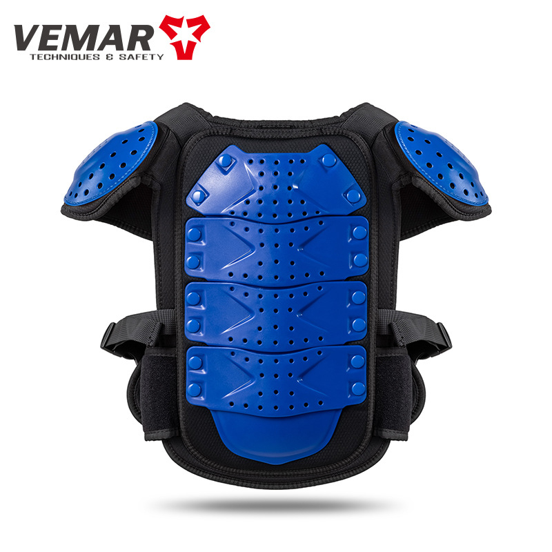 Kemény héjjal készült gyermekvédő felszerelés — derék- és vállvédelmet biztosít külső kerékpározáshoz és görkorcsolázáshoz