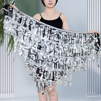 Belly dance előadásra szánt jelmez öt réteg bojtos derékszíjjal, csillogó szegecsekkel díszített szoknyával, chiffon anyag és hímzett részletek