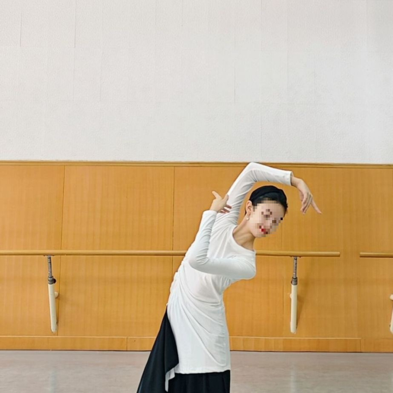 Uniszex táncruha Chenille anyagból len tartalommal népzenei táncra