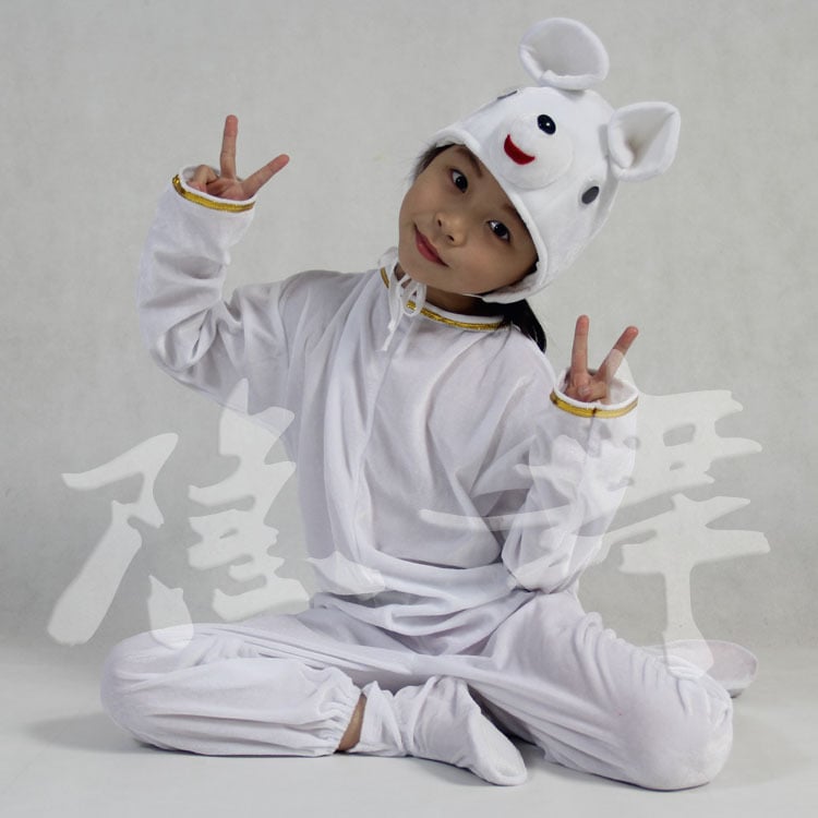 Детски сценичен костюм за танцова постановка, неутрална кройка, златен велур, нейлон 100%