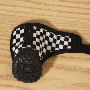 Háziállat cipő – leopard mintás, fleece bélés, univerzális illeszkedés, anyag: szövet, csúszásmentes, melegen tartó, kopásálló