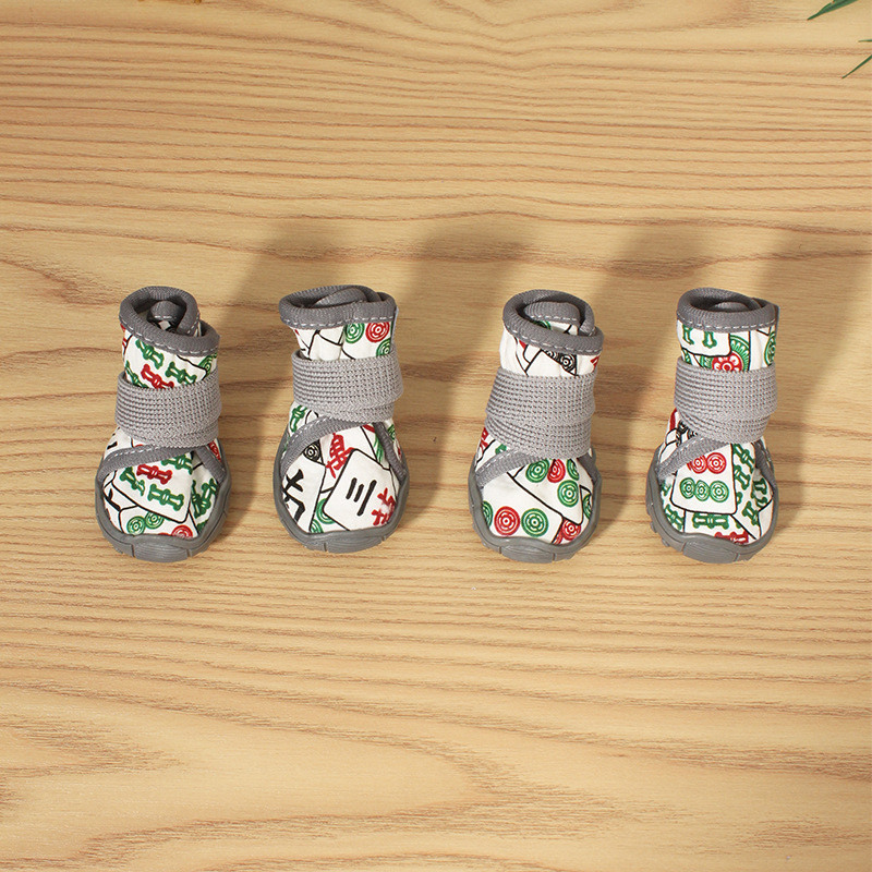 Háziállat cipő – leopard mintás, fleece bélés, univerzális illeszkedés, anyag: szövet, csúszásmentes, melegen tartó, kopásálló