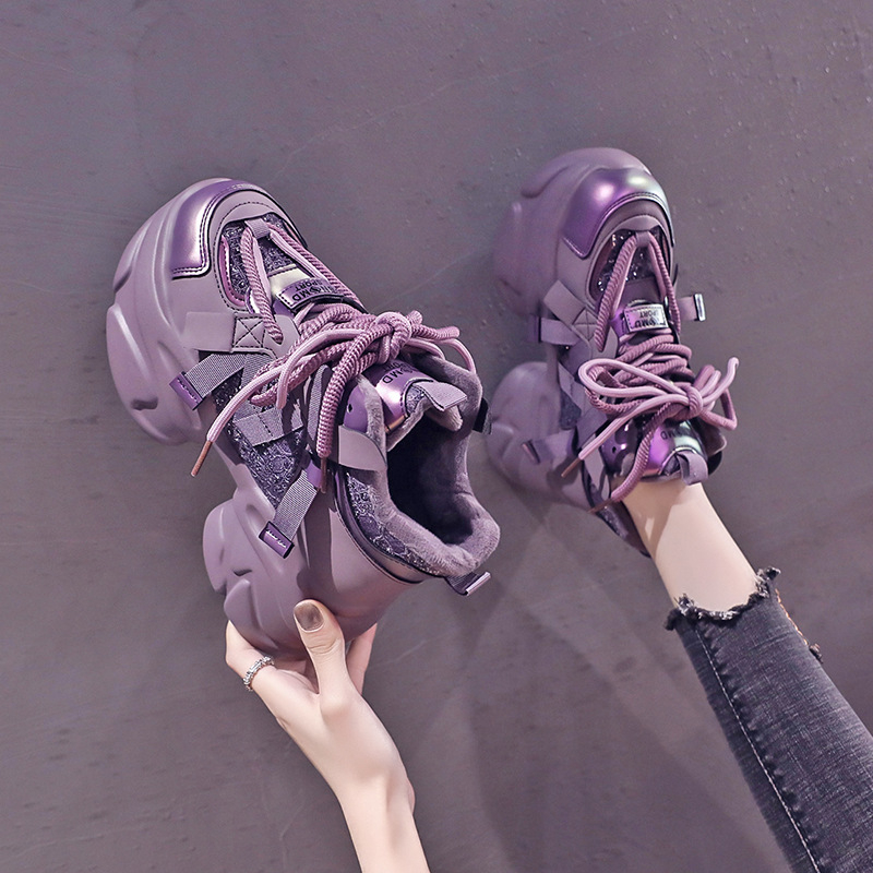 Adidași femei în stil dad sneakers, partea superioară din raffia, căptușeală din pluș artificial, talpă din cauciuc, model color-block, șireturi, talpă rocking, iarna 2023