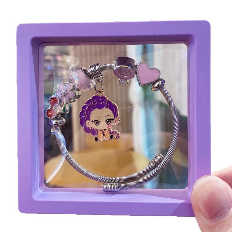 Uniszex karkötő ötvözetből, kézzel készített gyöngyökkel, rajzfilmfigurák motívummal, divatos kézrevaló kiegészítő, tél 2025