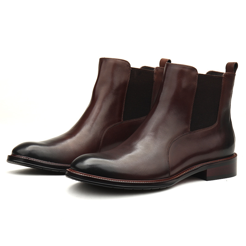 Ghete bărbați din piele, înalte, stil Martin – Partea superioară din piele naturală, vârf ascuțit, toc mic jos 1–3 cm, finisaj piele mat