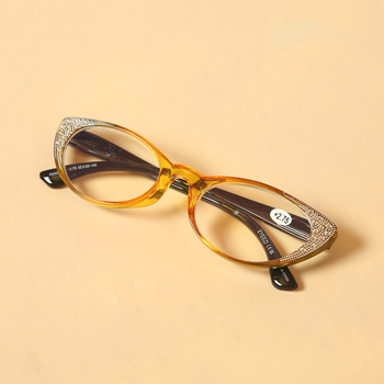 Naočale za čitanje s TAC lećama, pun okvir leptir oblik, književno-retro stil, pogodne za okruglo lice i dioptrije, proljeće 2025