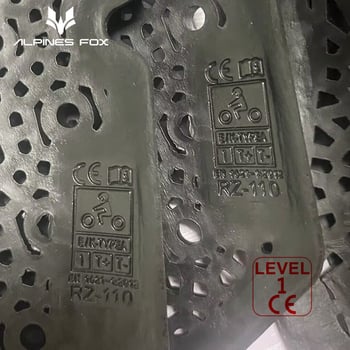 Jachetă universală EVA pentru motocicletă cu protecții încorporate: spate, umeri, coate, genunchi – protecție în cinci piese, corp din cauciuc