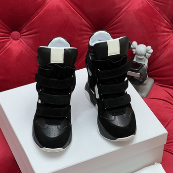 Női magas szárú sportcipő Velcro-záródással, rejtett magasságnövelő, felsőrész marhabőr, belső báránybőr, gumi talp